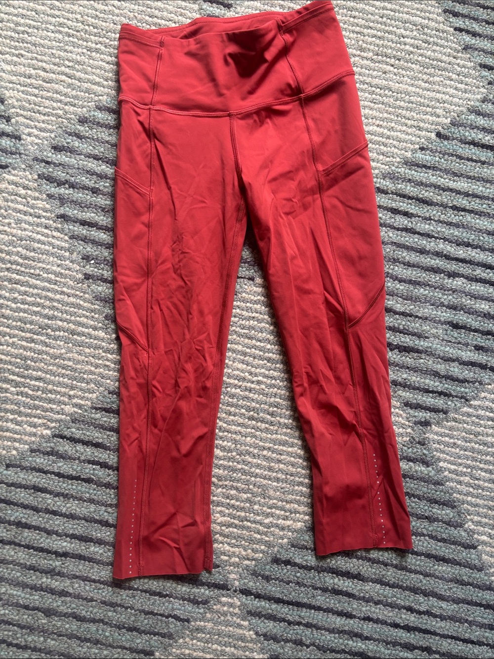 lululemon fast and free Crimson Mid-Rise Cropped Leggings